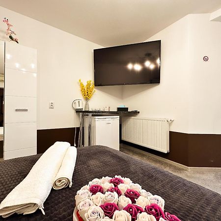 The Royal - Studio With Balcony & Panoramic View Craiova Dış mekan fotoğraf