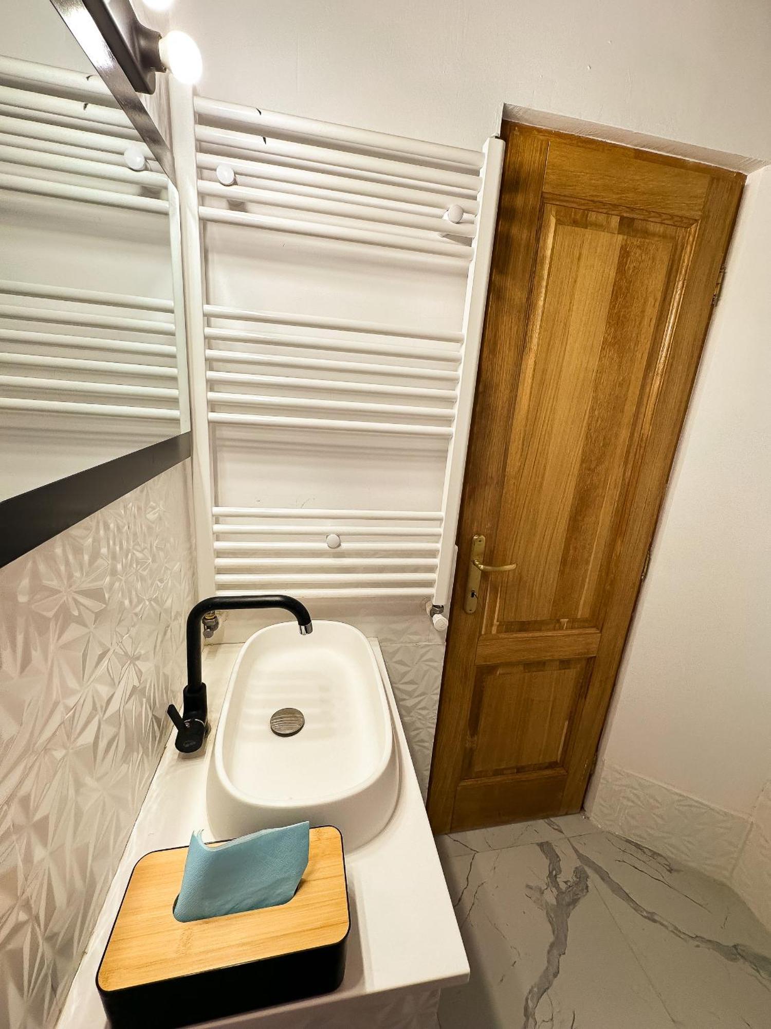 The Royal - Studio With Balcony & Panoramic View Craiova Dış mekan fotoğraf